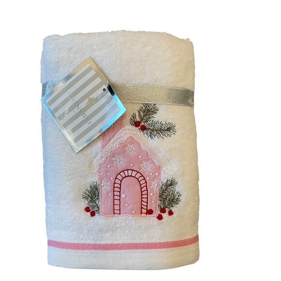 Christmas Hand Towels Pink Embroidered Gingerbread House 18x28 100% Cotton NEW - Picture 6 of 6